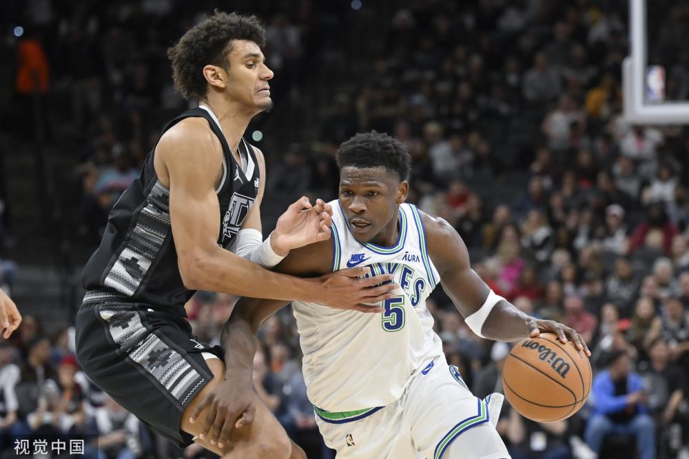 面对强劲对 面对强劲对