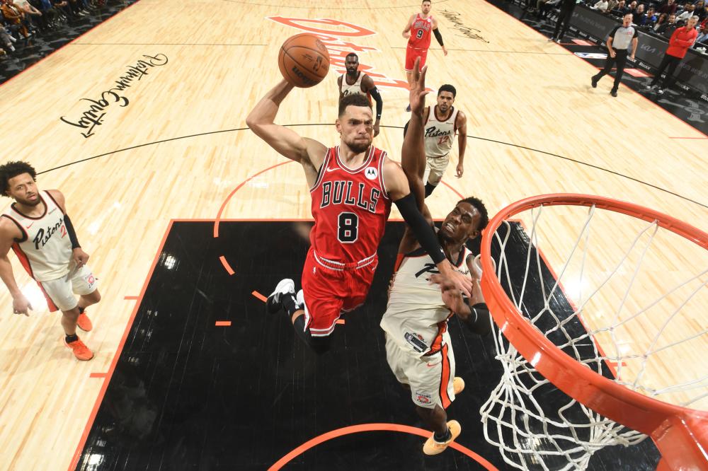 布朗在场上 布朗在场上