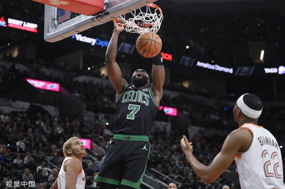 在防守上常 在防守上常