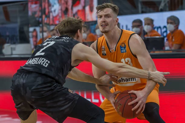 多样化的进 多样化的进